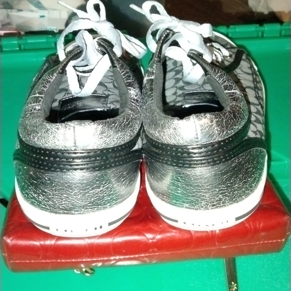 Coach Francesca Shoes - Picture 2 of 6